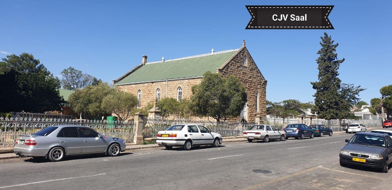 Oudtshoorn/NG Kerk/ Groot Trek/Volstruise/Verepaleise en geboue/C Walis
